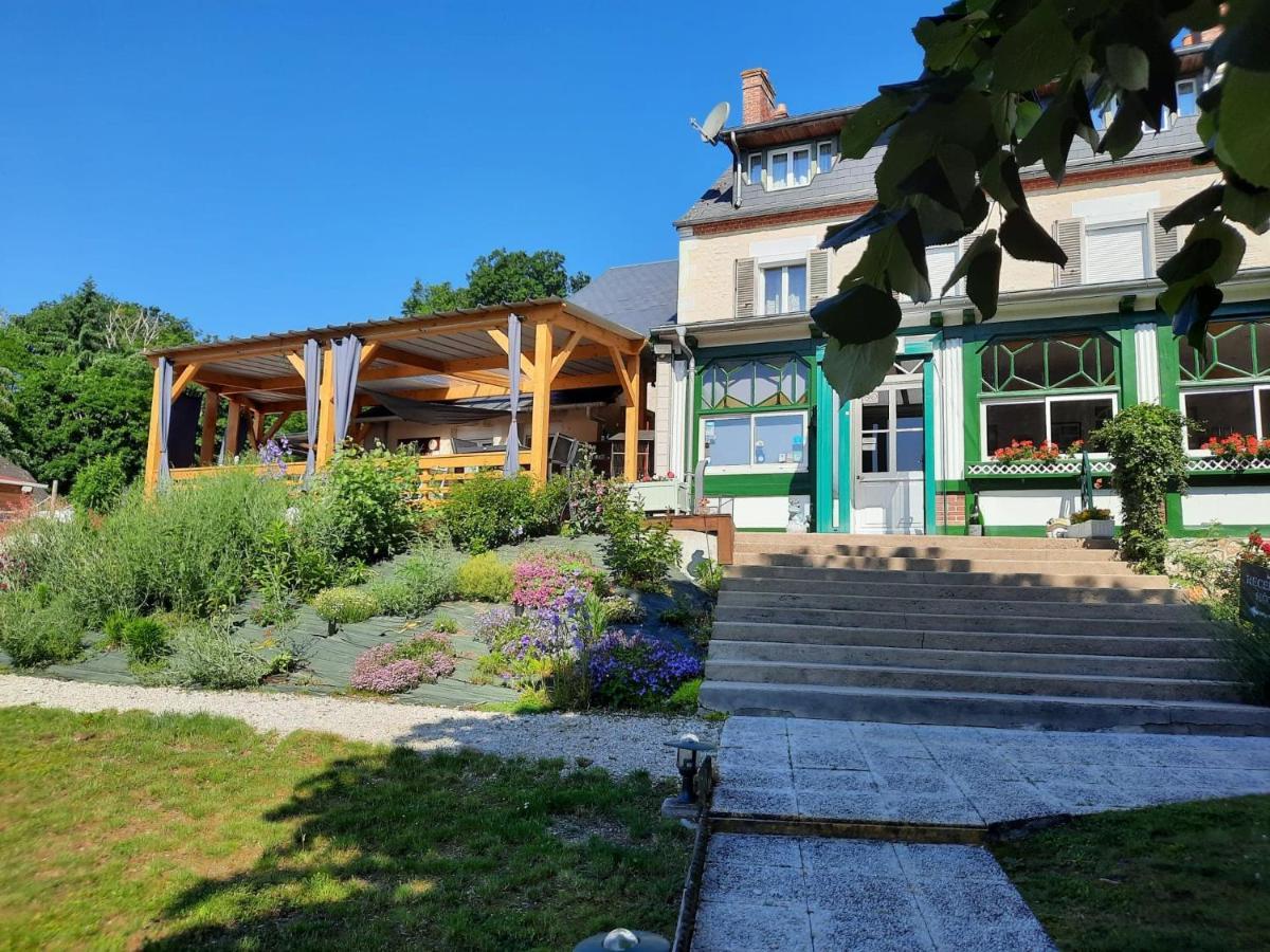 Hotel La Buissonniere Bannay  외부 사진