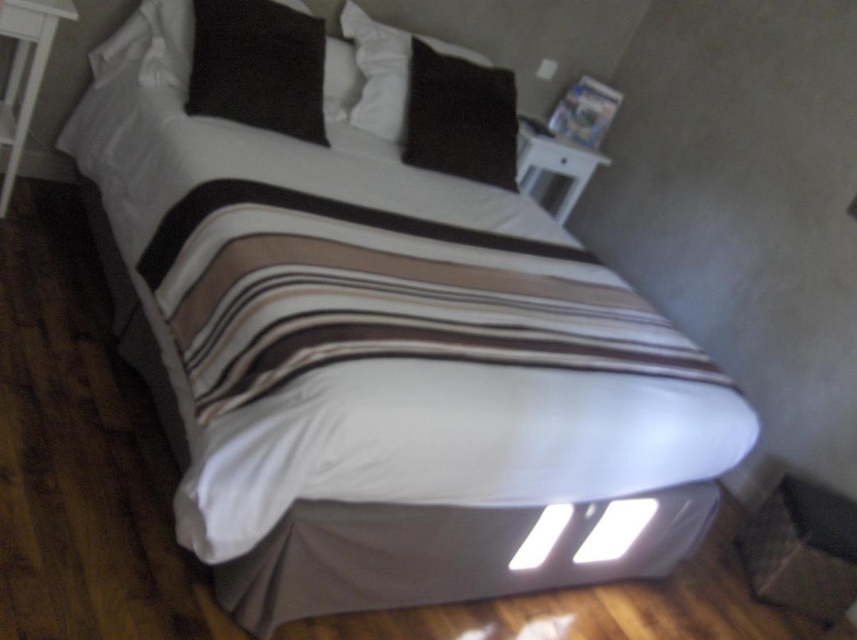 Hotel La Buissonniere Bannay  외부 사진