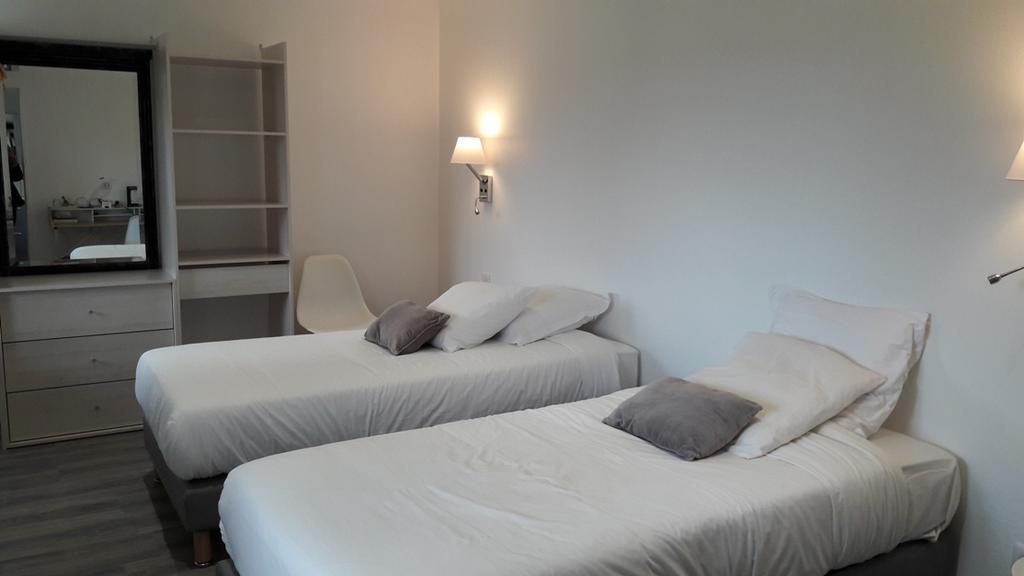 Hotel La Buissonniere Bannay  외부 사진